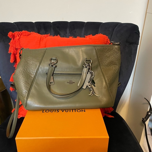 Coach Prairie Satchel - Picture 2 of 4